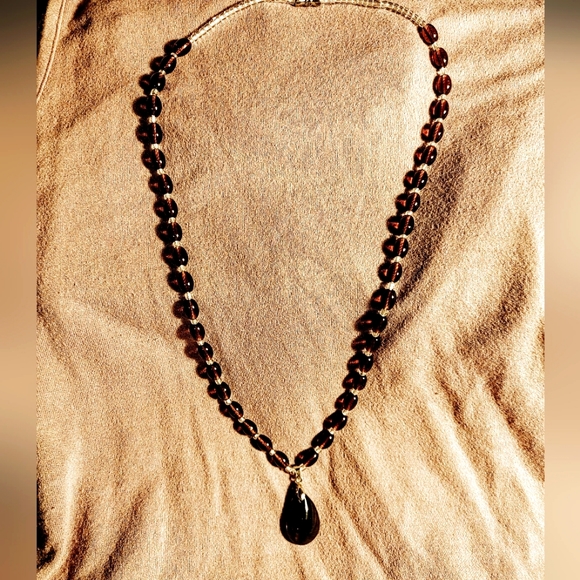 New feminine look Violet Amethyst color Necklace (Never been worn)😘💜 - Picture 4 of 6